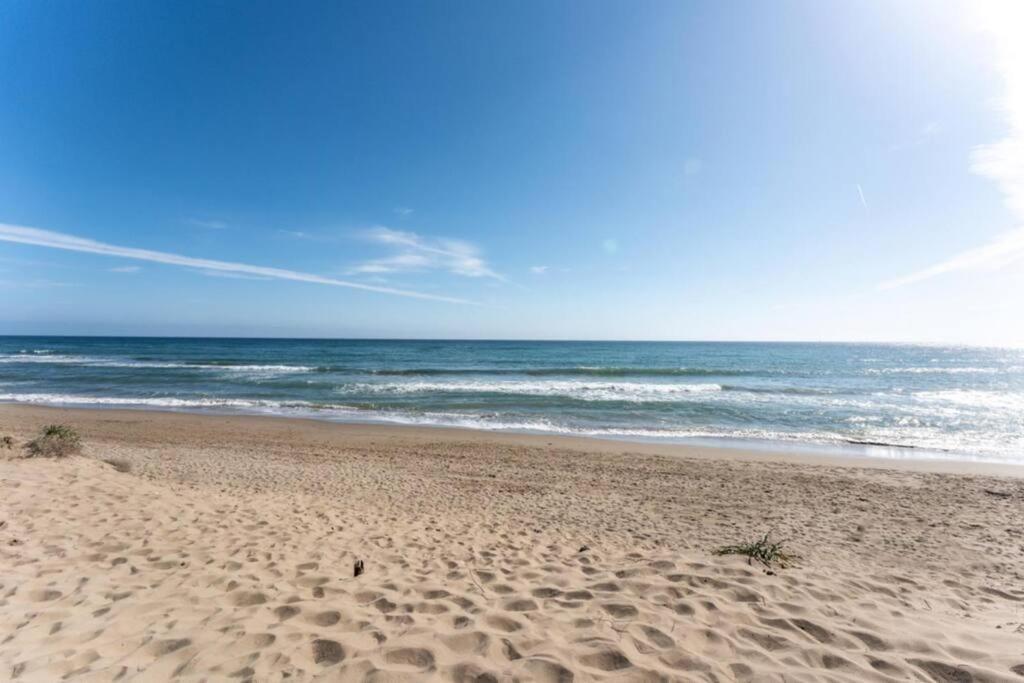 Ct 239 - Romana Playa - First Beachline * Marbella