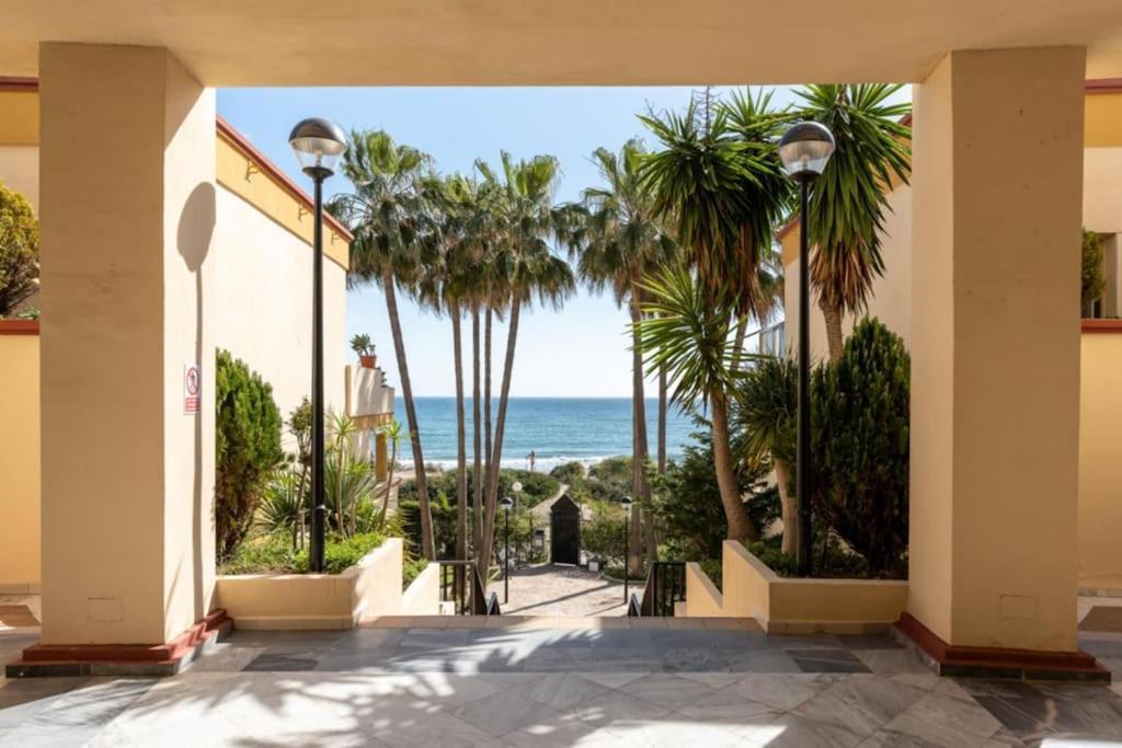 Ct 239 - Romana Playa - First Beachline Marbella