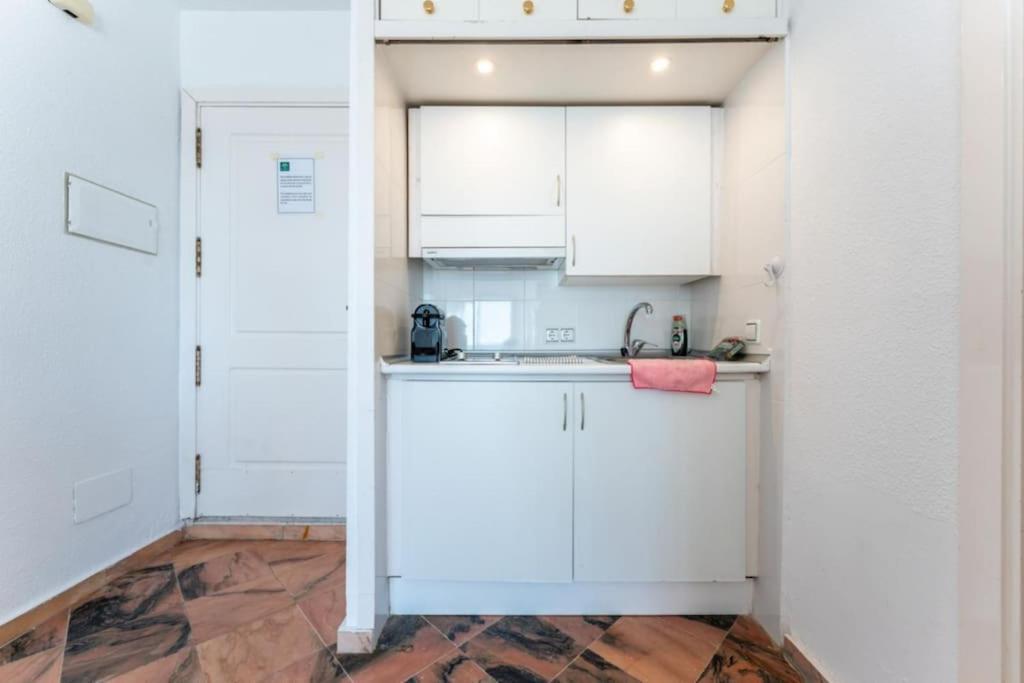 Ct 239 - Romana Playa - First Beachline Apartment